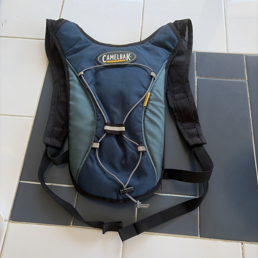 CamelBak Hydrobak Lite Hydration Pack Backpack Water 50oz Outdoor Hiking (B3)